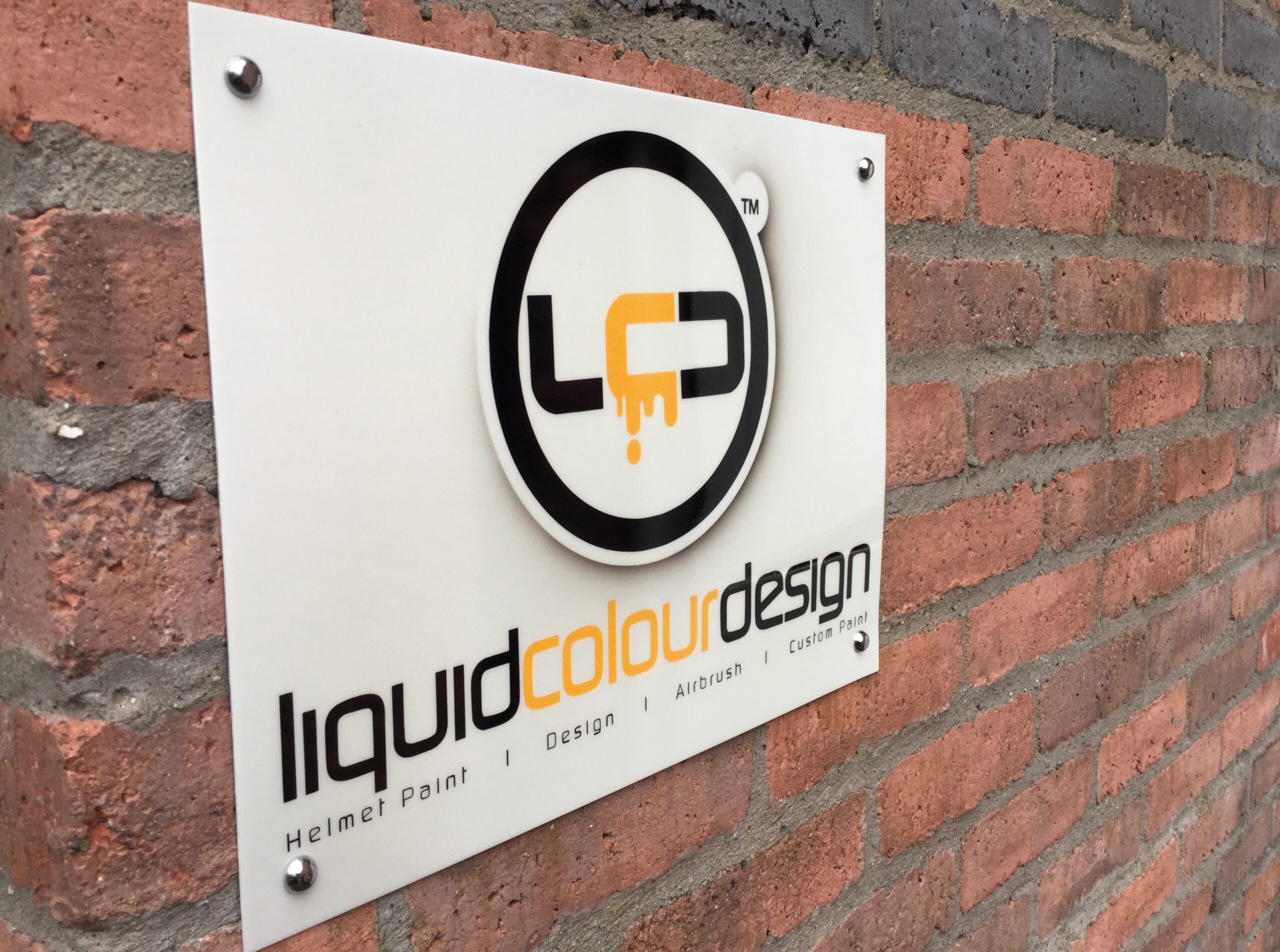 liquid-colour-design-entrance